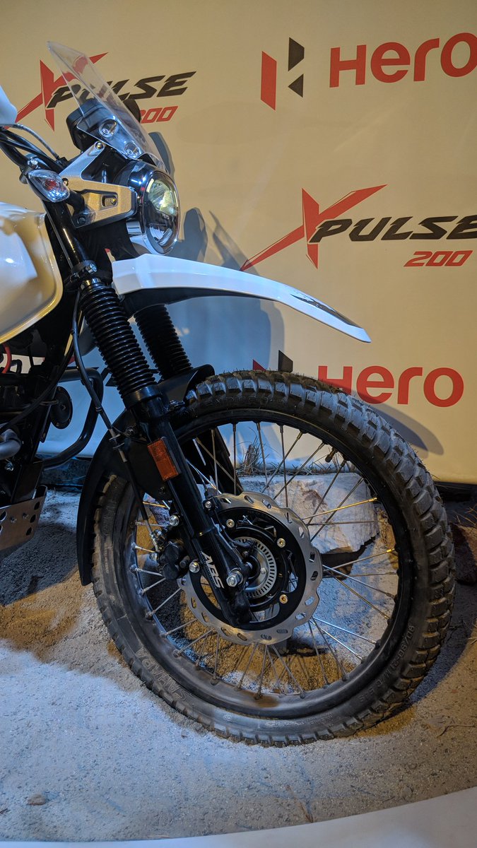 tech2eets's tweet photo. Adventure tourers are hot and @HeroMotoCorp wants a share of that pie with the #Xpulse200 performance tourer. Long travel suspension, 200cc engine and those huge tyres that are ready to take on any surface, this looks exciting. #AutoExpo2018 https://t.co/ifTY3bCf2e
