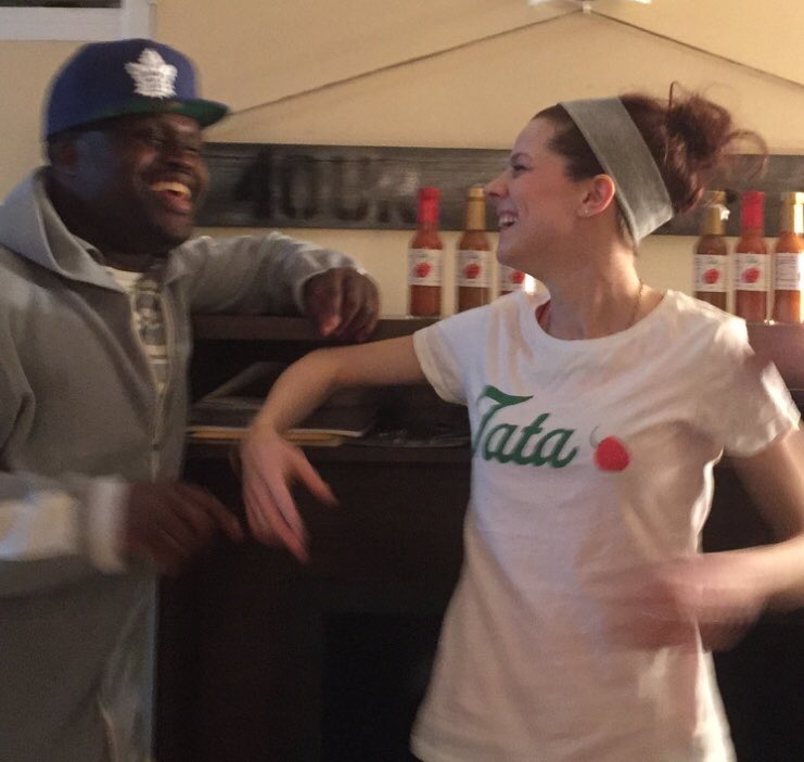 dgPRconsultants's tweet photo. February = #Flava! Happy to be working with my bud ‘O’ on his #FamilyBusiness: #TatasHotSauceEmporium! Keep your eyes peeled for new releases &amp; your taste buds ready..🌶❤️
*
*
#hotsauce #flavoursauce #Tatas #FlavaToYourTable #family #recipe #homemade #fresh #TataFamily #Toronto https://t.co/f3Ap4Fd42X