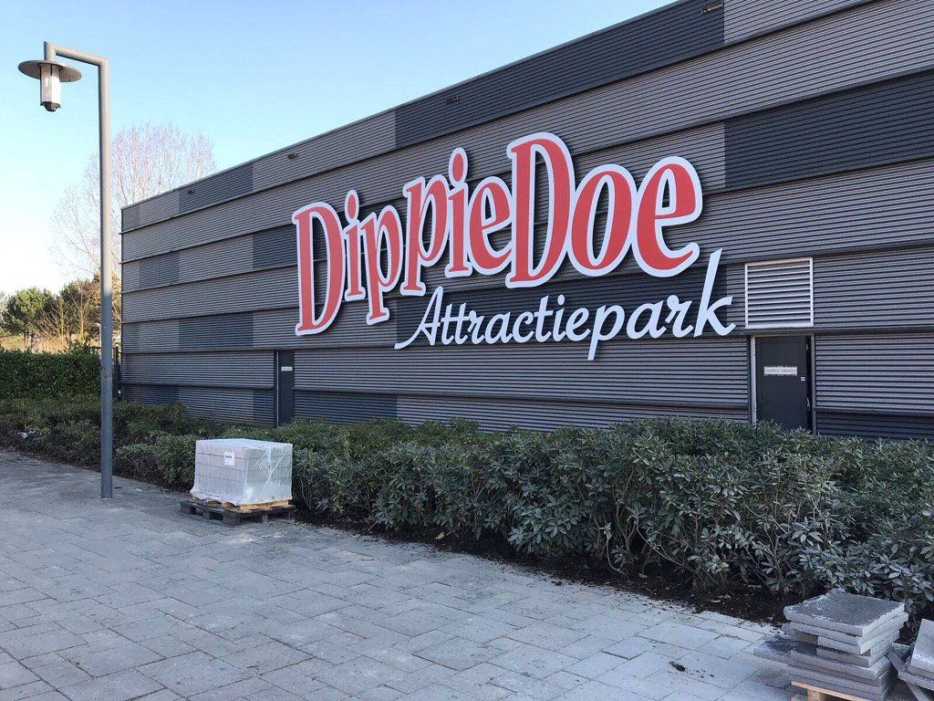 Gevelreclame Attractiepark DippieDoe Best
