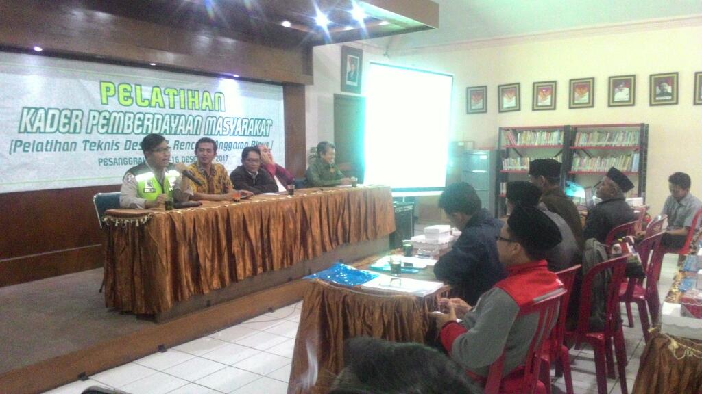 BSukohadi's tweet photo. #ManfaatDanaDesa
#tppijawatimur
#tppikwbbatu
"Development from with in" via peningkatan kapasitas kader masyarakat desa sbg aktor lokal dalam proses pembangunan partisipatif
@jokowi 
@EkoSandjojo 
@taufikmadjid71 
@fachrilabalado 
@DewantoAndry https://t.co/O1pQkDGHqD