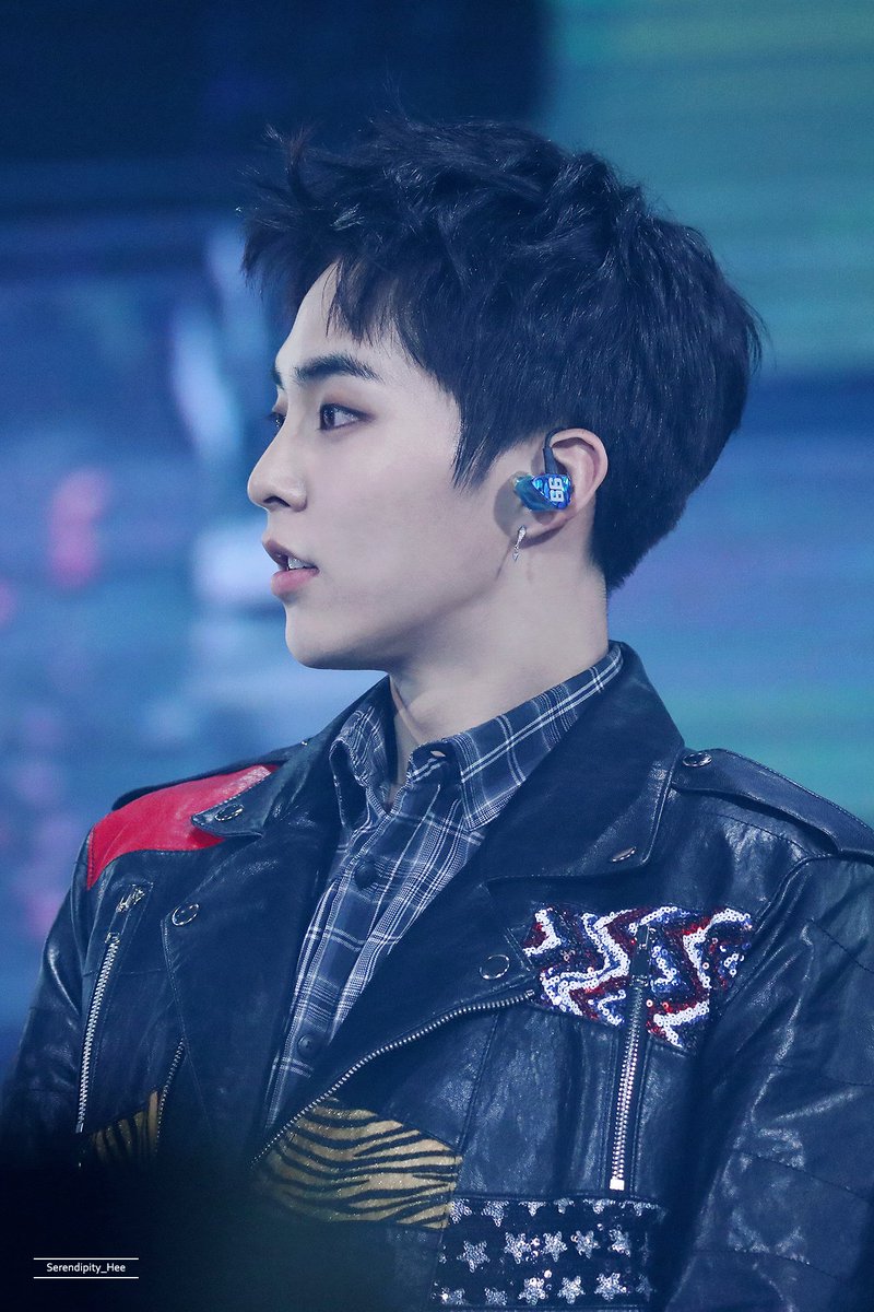 Bouncing Baozi Auf Twitter Hq 180203 Exo Xiumin Green