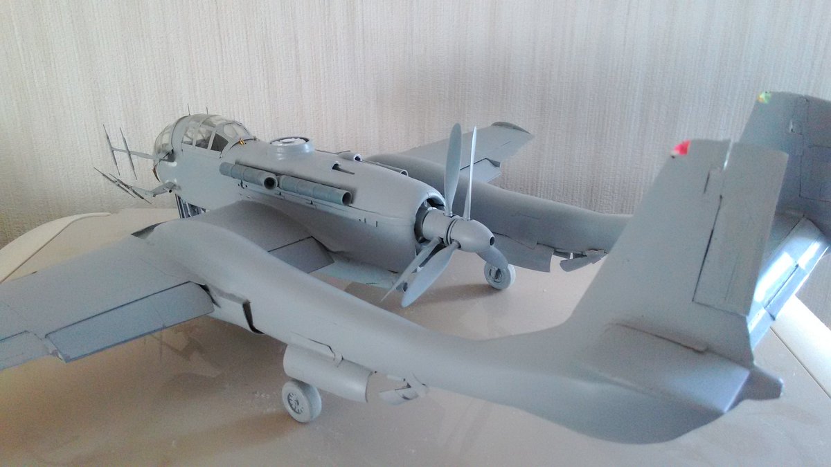 monkitty551's tweet photo. #UAMC2018
#スカイクロラ
#skycrawler
修復しきれなかったので、この状態で持ち込みますね、
第二次大戦末期のドイツ機（計画機）です。ハインケルが高速偵察機として開発を目指したんですが空軍省の横やりが入ってユンカースと共同で夜間戦闘機としての機能も持たせた段階で･･･（続く） https://t.co/9JMOFKxqaw