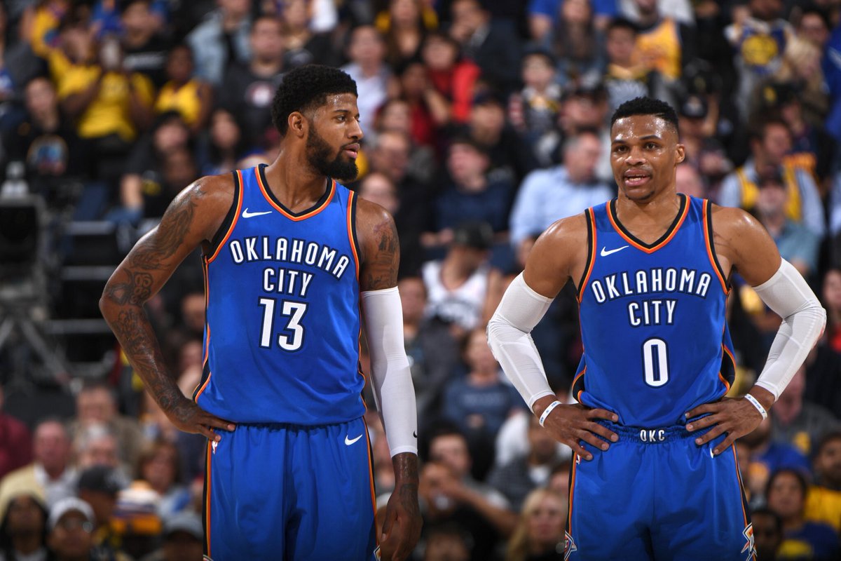 SportzLife1's tweet photo. Russell Westbrook and Paul George outscored the Warriors Big 4, 72-71. In their first matchup this season, the Thunder Big 3 outscored the Warriors Big 4, 76-58
#CrazyStatOfTheDay #OKCvsGSW #NBA https://t.co/aXKSiPPdVA
