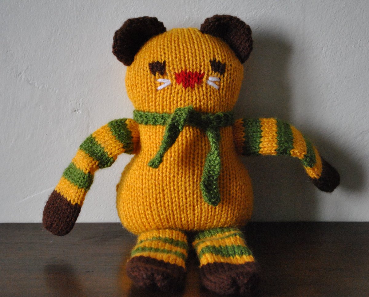 DominiqueB9's tweet photo. Doudou : https://t.co/N4sMFQbat1 . Vos achats financent des soins et stérilisations de #chats errants, merci! ;) https://t.co/muugHtXhtU