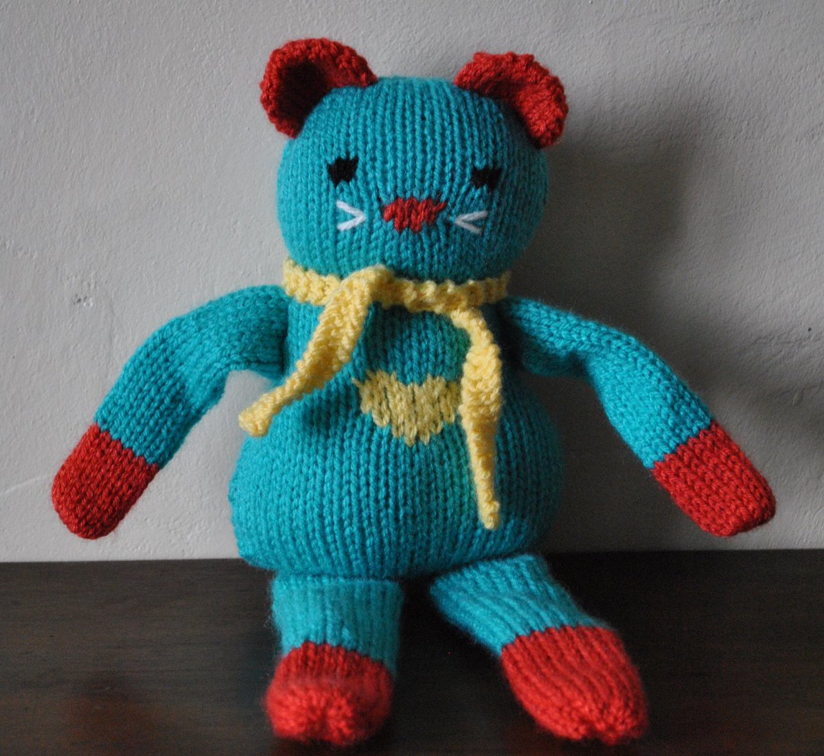 DominiqueB9's tweet photo. Doudou : https://t.co/N4sMFQbat1 . Vos achats financent des soins et stérilisations de #chats errants, merci! ;) https://t.co/muugHtXhtU
