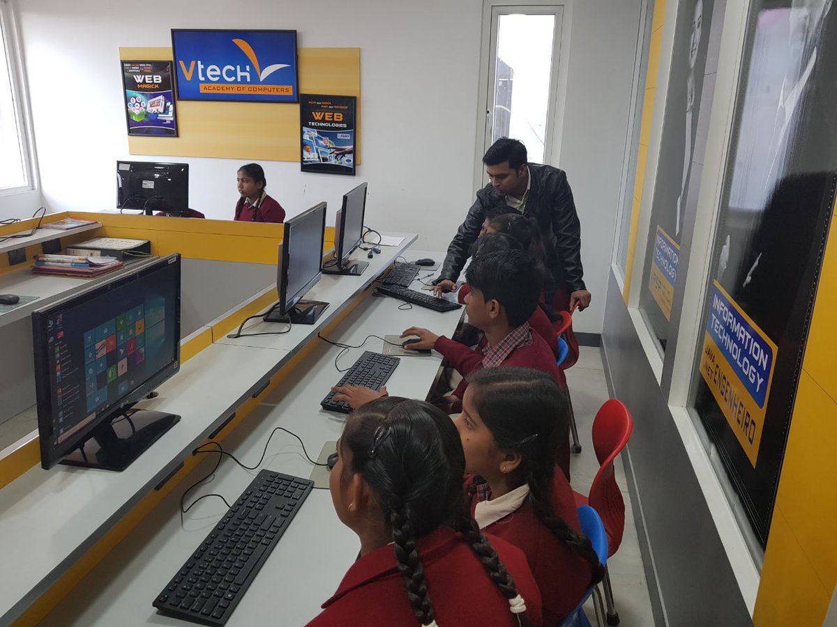 vtechacademy's tweet photo. Lab Practices by Students #PPT
#GeetaBhartiPublicSchool
#PPT_practical_session #9thStandard
Learn from the experts Book your seat today!
#VtechAcademy https://t.co/dxhq6w1gkx