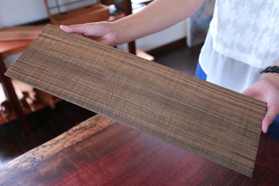 HokkaidoLM's tweet photo. 【家具工房ki-kiru特集  第７回】
多くの作家さんが抱える〝���現と商売のバランス〟という悩み。

自分の気持ちに嘘がないよう表現に打ち込むのか、世の中から求められるものを作るのか。〝作る物の制限を設けない〟という斗沢さんのクラフトマンシップについて伺いました。
https://t.co/5I6zE8cnoo https://t.co/rYotFQorUv