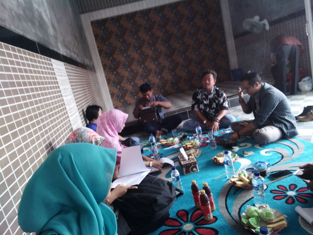 tppkecsukodono's tweet photo. Berkah Dana Desa utk membangun Indonesia dari pinggiran #tppdelta #TPPIJawaTimur #tppkecsukodono #PLDsukodono @jokowi @tppkecsukodono @EkoSandjojo @taufikmadjid71  @P3MDSidoarjoKab https://t.co/8pt9c9fOVF