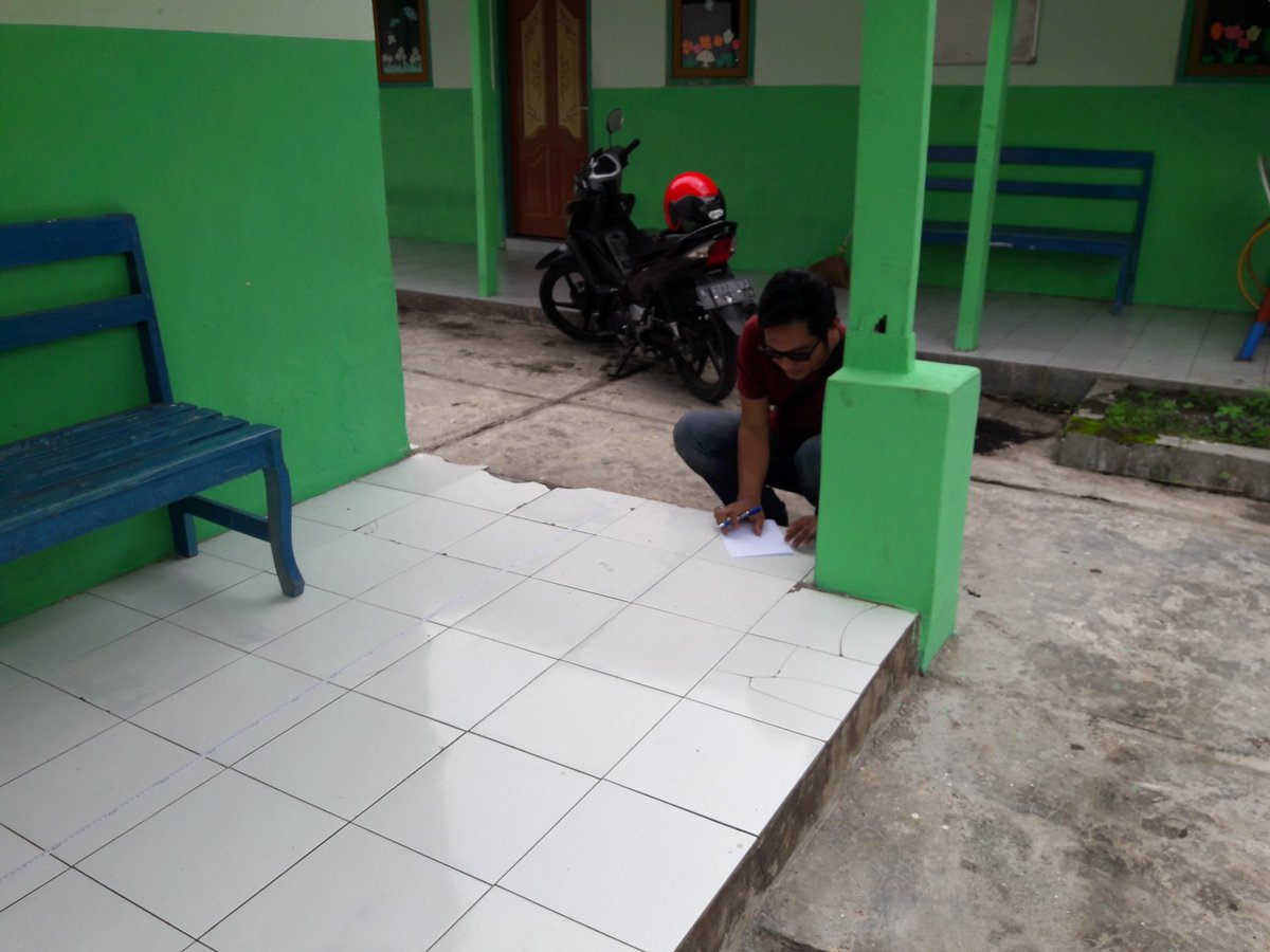 Budiman12311's tweet photo. #ManfaatDanaDesa
#tppijawatimur
#lumajang
#lumajang
#lumajang

Rencana Rehabilitas gedung TK Dharma Wanita Desa Wonosari Kec. Tekung 2018
@jokowi 
@EkoSandjojo 
@anwsanusi 
@taufikmadjid71 
@fachrilabalado 
@DewantoAndry https://t.co/r0baBtvZSf
