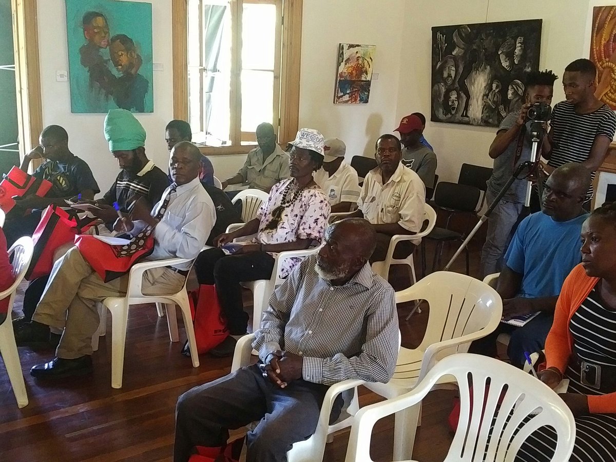 ppczimbabwe's tweet photo. We are underway in Mutare at the @NatGalleryZimb for the PPC Imaginarium. In audience we have sculptors, fashion designers and visual artists.
@PPCImaginarium @PPC_Africa https://t.co/eAZAcTrRuw