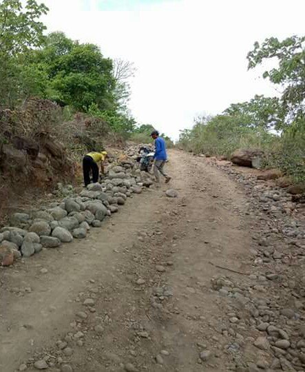 Manfaat dana desaku
<a href="/jokowi/">Joko Widodo</a> 
<a href="/EkoSandjojo/">Eko P. Sandjojo</a> 
<a href="/KemenDesa/">Fast Track Travel</a>