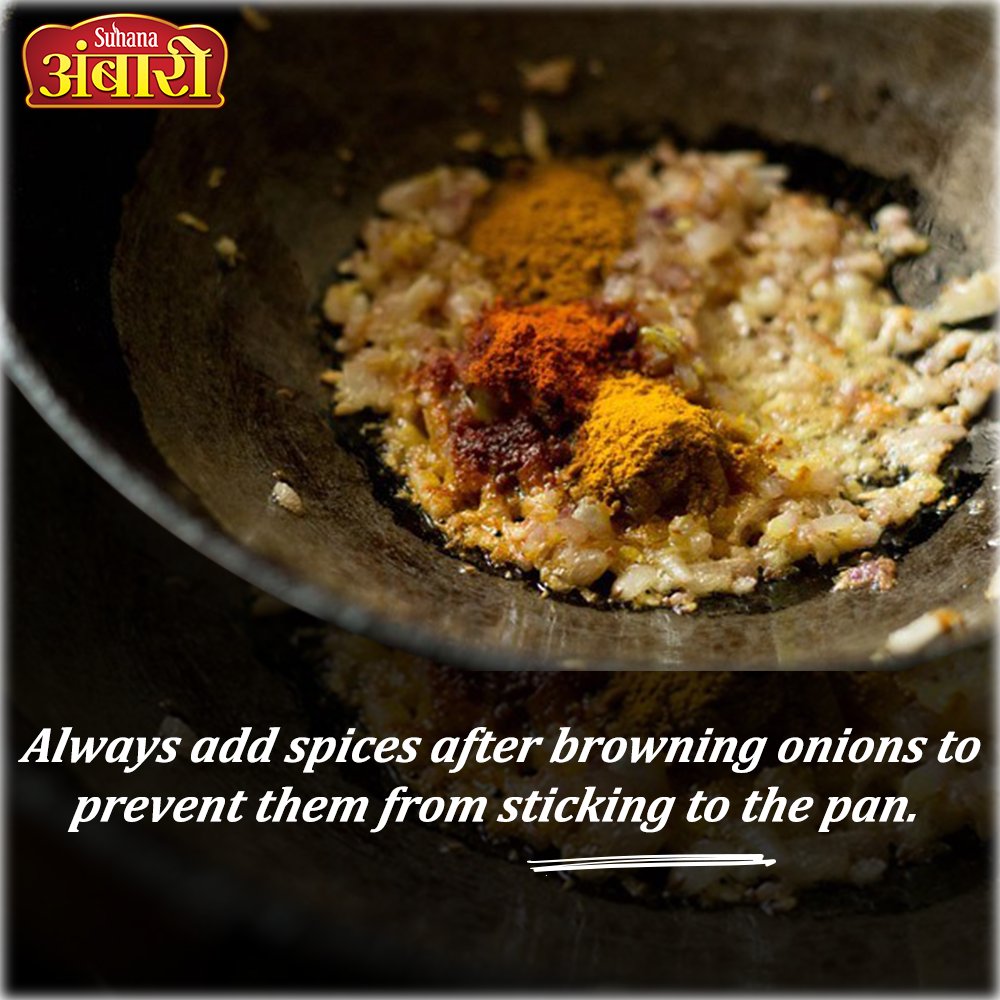 AmbariMasale's tweet photo. This way you get the best out of spices by retaining the taste &amp; aroma. 
#AmbariTips #GharoghariAmbari #Spices https://t.co/st0TkIAEwz