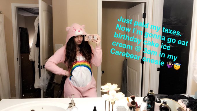 No more adulting for tonight 💕🙈 https://t.co/evjjgMFPU9<a href="/tag/newprofilepic"class="tags"><span>#newprofilepic</span></a>