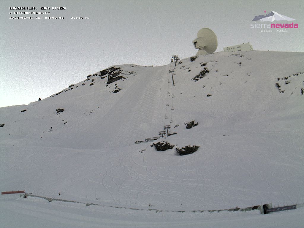 websierranevada's tweet photo. Cielos despejados, toda la estación abierta y frío, -12º en Borreguiles! Recarga tu forfait online con tarjeta #SNClub https://t.co/BZgTpnUwiR
* Parte: https://t.co/6DQFBuWUhE https://t.co/JiQ01B81Q8