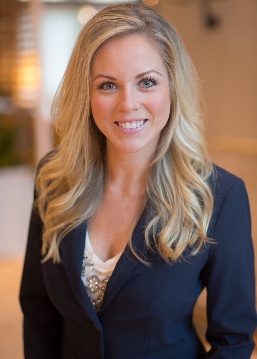 Congratulations to CREW Tampa Bay member, Lauren Hanley, on her recent promotion as Vice President -
Producer at NorthMarq Capital!

bizjournals.com/tampabay/potms…
#Congratulations #CrewTampaBay #TBBJ #NorthMarqCapital #LaurenHanley