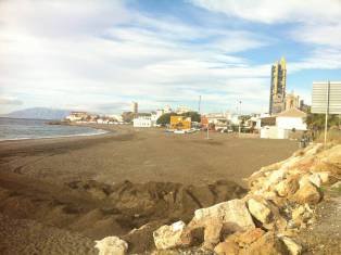 Nuevo informe sobre la contaminación en Andalucía: 
Endesa es la peor empresa y su carbón mata
blogsostenible.wordpress.com/2018/02/07/inf… 
por <a href="/blogsostenible/">BlogSOStenible ツ</a> y <a href="/iSostenibilidad/">OBSERVATORIO SOSTENIBILIDAD 🌱 (desde 2005)</a> 
#BastaDeEstafa y a ver si <a href="/susanadiaz/">Susana Díaz Pacheco</a> se lo lee.