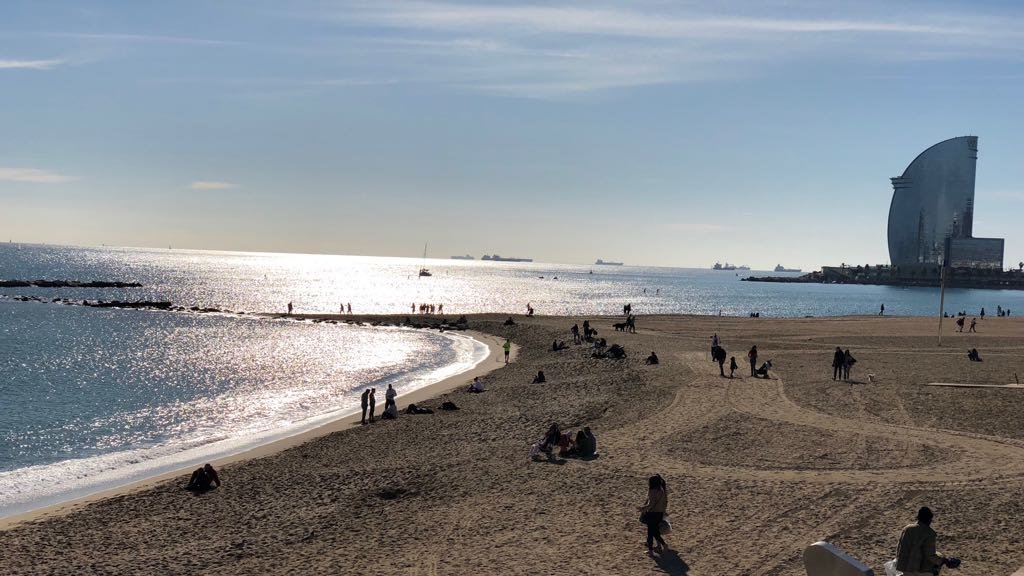 agenersurrell's tweet photo. Després de 2 dies de pluja... 
Per fi el sol https://t.co/TJ40epfCGO