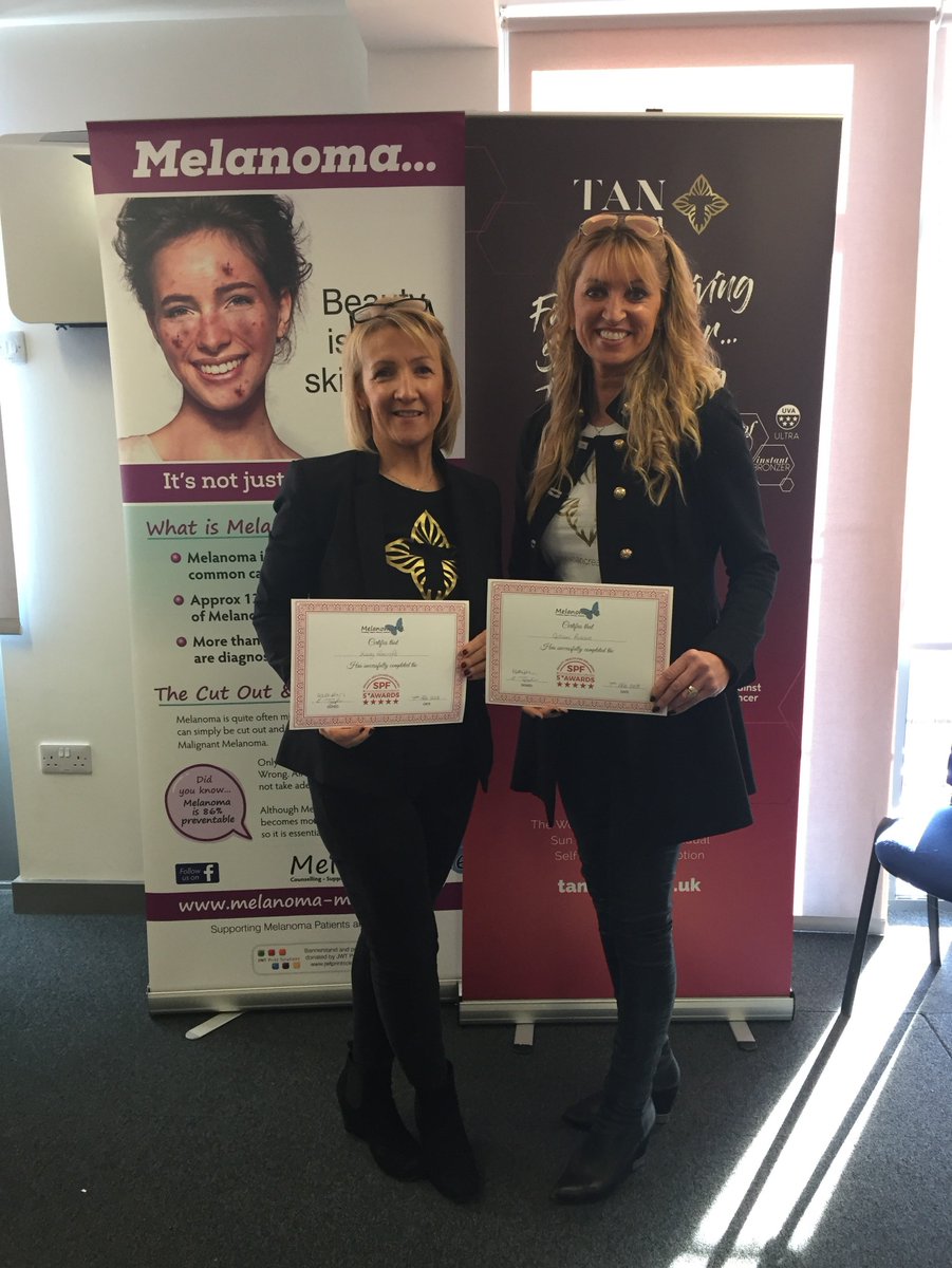 tancreamworld's tweet photo. Our founders Gillian & Katy have had a great day on the @MelanomaMe17 Skin cancer prevention in families 5 Star course in a blue skied Sunderland!
Thank you 🙏 again for such a great #HumpDay #Melanoma https://t.co/zO1CRfkc64