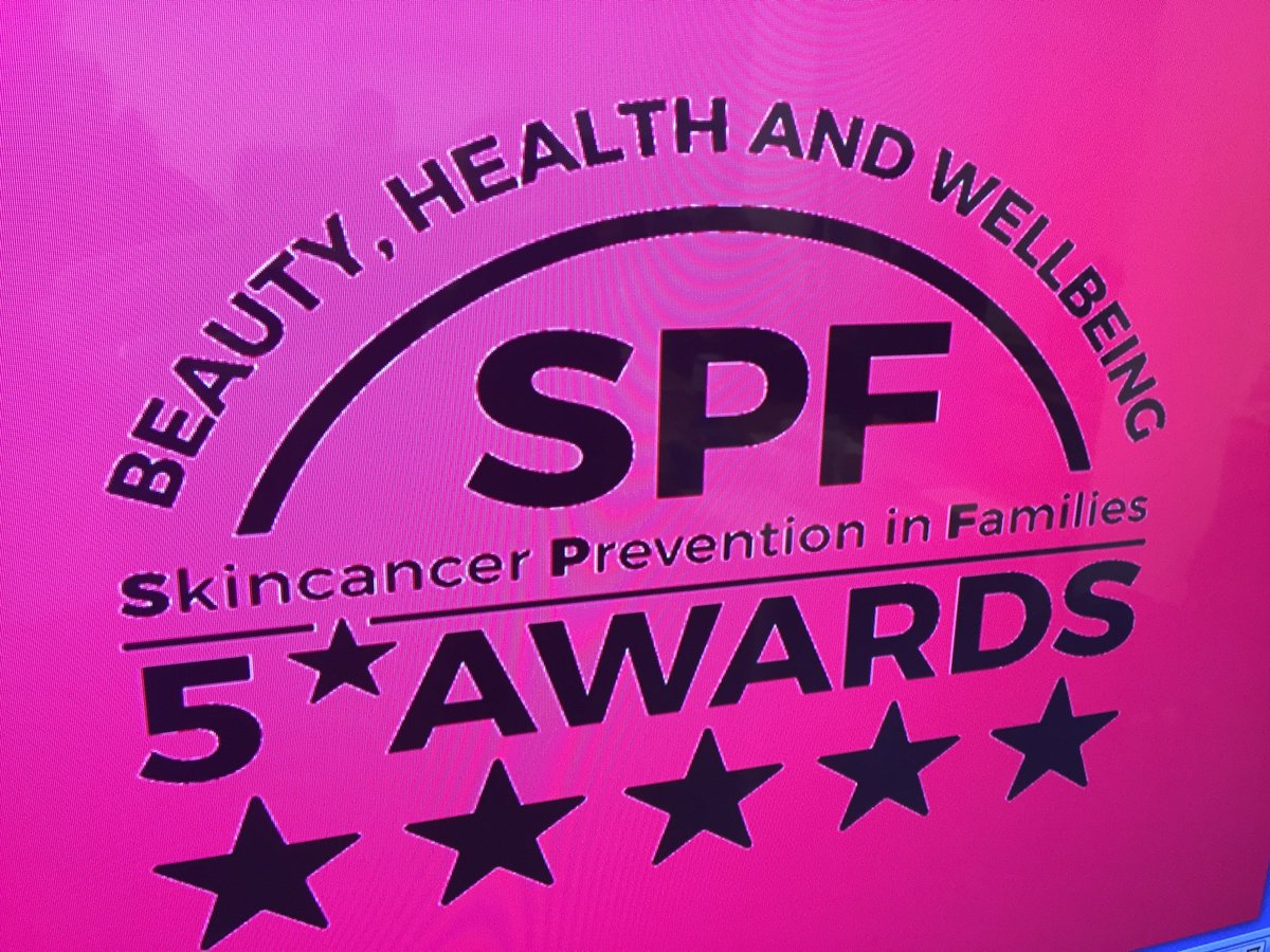 tancreamworld's tweet photo. Our founders Gillian & Katy have had a great day on the @MelanomaMe17 Skin cancer prevention in families 5 Star course in a blue skied Sunderland!
Thank you 🙏 again for such a great #HumpDay #Melanoma https://t.co/zO1CRfkc64
