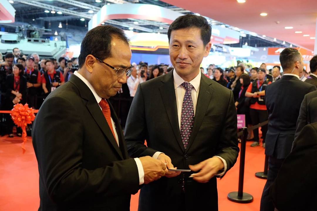 BudiKaryaS's tweet photo. 2.Hal ini dapat mewarnai visi  NAWACITA Jokowi - Jusuf Kalla untuk konektivitas yang memberi keadilan bagi seluruh rakyat indonesia. -BKS https://t.co/h71ff8g8Zl
