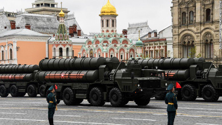 CNN's tweet photo. President Trump wants a military parade. Here's how other countries do it https://t.co/4BYAMp7MqM https://t.co/YhEDTid6vg