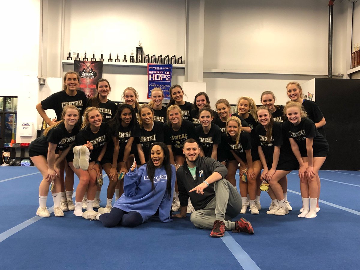 Ꭿℳℬℰℛ tweet media