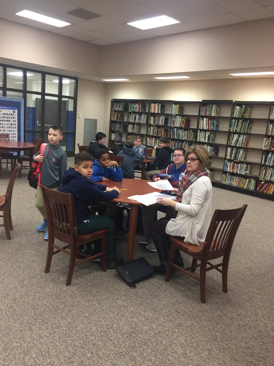 WalterJBaird's tweet photo. Early Morning Tutoring. #learningcomesfirst https://t.co/NdNwT9d00Q