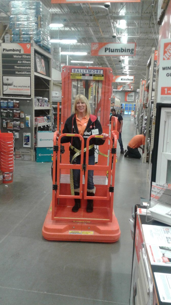 Our Colleens first drive on the Ballymore