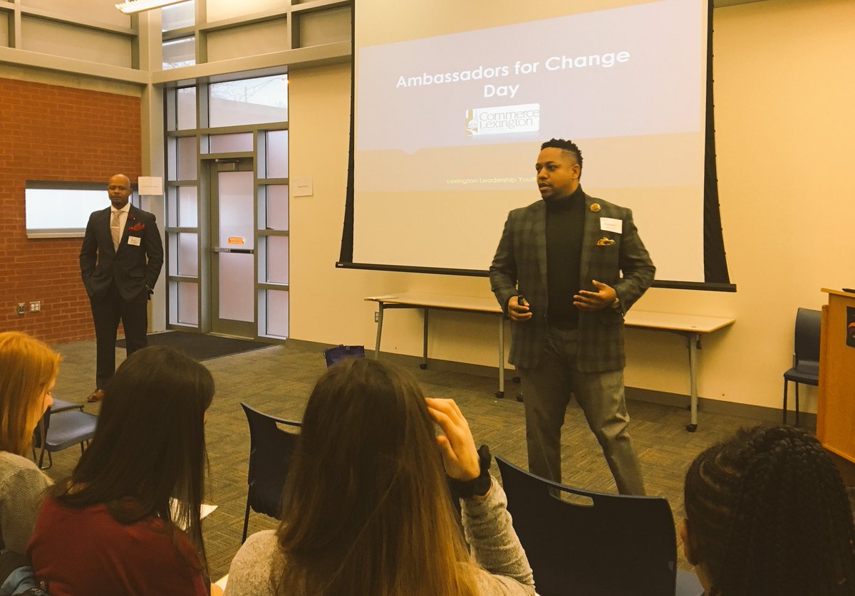 carrington_amy's tweet photo. Getting started early with #LLYP Diversity Workshop facilitated by @QuentinRomar and @DaleMor31539090 https://t.co/hJlc13iukt