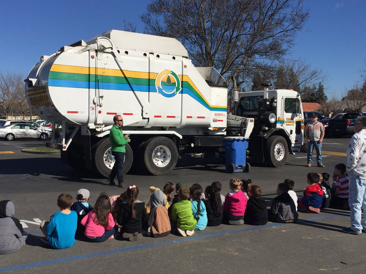 Kindergarten students get a demonstration from Turlock Scavenger as part of their Community Helpers instructional unit. #explorecommunityresources