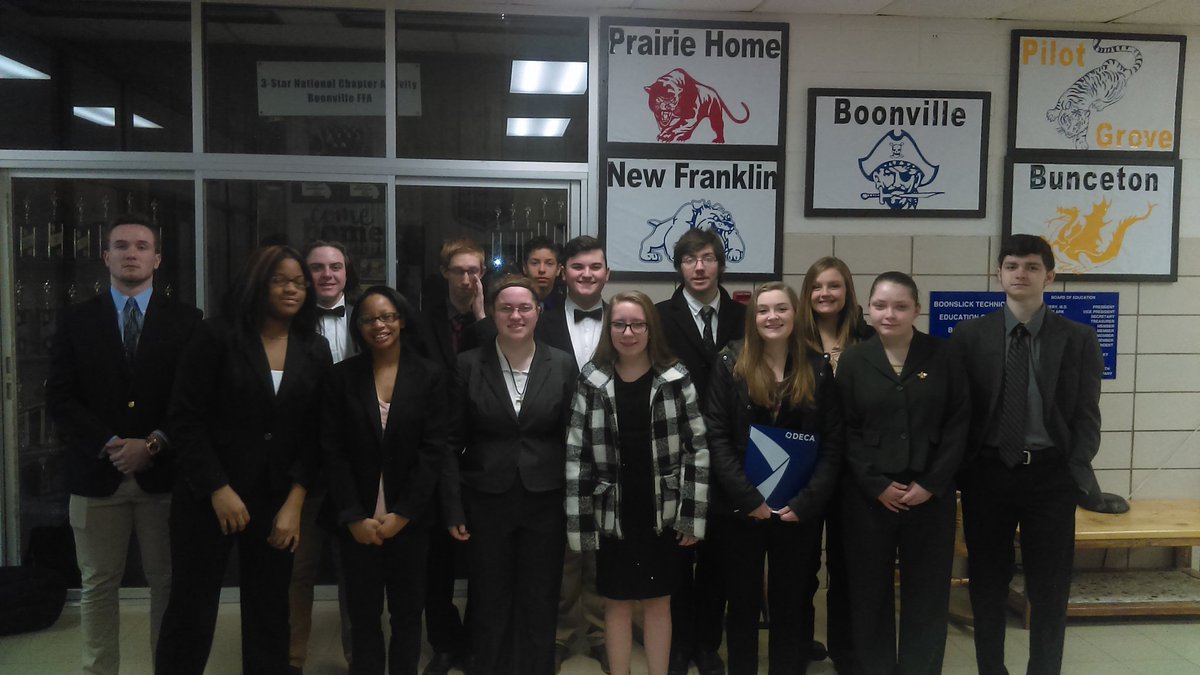 BTEC_DECA's tweet photo. Ready for District 2 Career Development Conference today in Columbia. @MissouriDECA https://t.co/5uhfodySBx