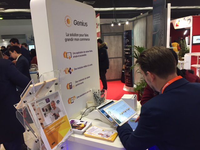 puzzle_system's tweet photo. Déjà plein de contacts collectés et connectés aux offres en ligne La Poste sur le Salon des entrepreneurs grâce à l’application NessContact  de Puzzle-System ! #SDE2018 https://t.co/m4u7beDCaf
