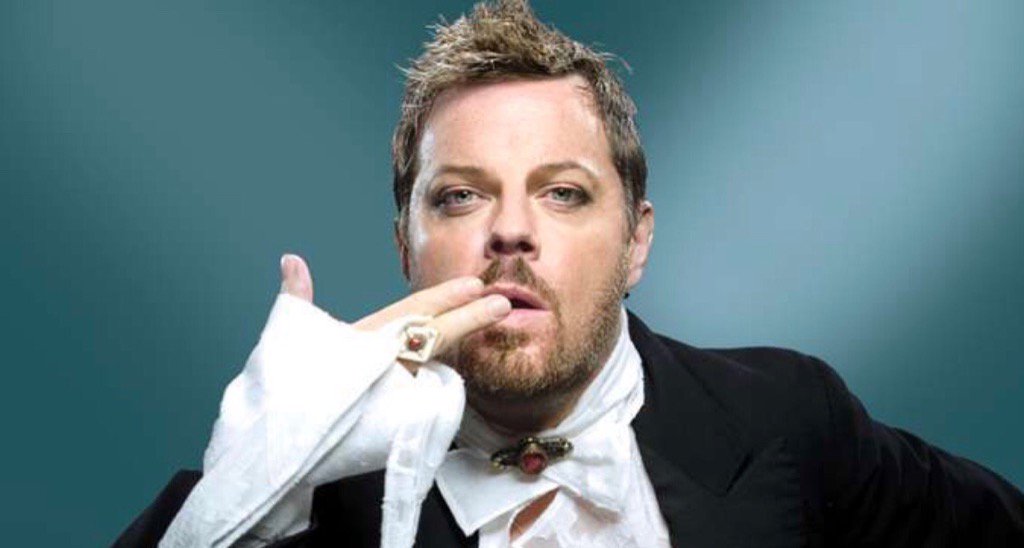 Happy birthday Eddie Izzard ! 