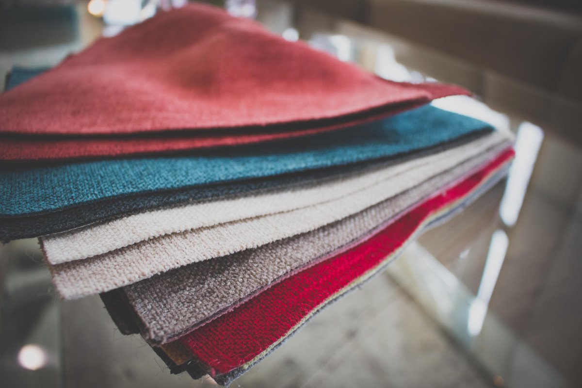 karannesofas's tweet image. Para facilitar la limpieza del #sofá, os ofrecemos una colección de tejidos fáciles de limpiar y resistentes al desgaste. Descubre más en: karannesofas.es/karanne-sofas-…
#SofásdeTela #SofásdePiel  #SofáEasyClean #KaranneSofás #Sofás3Plazas #Sofás2Plazas #ChaiseLongue #KaranneSofás