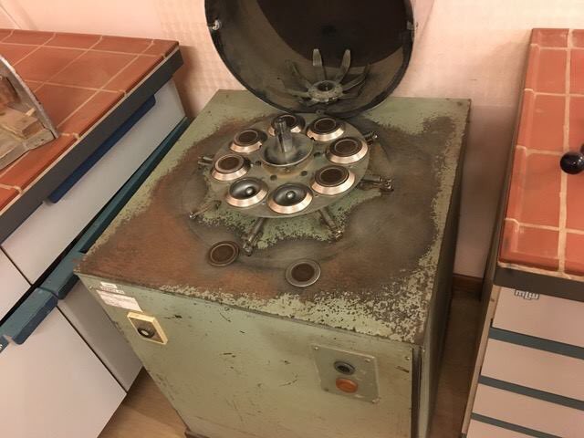 Emitech_IT's tweet image. Soil grinding mill for the determination of organic matter - complete renovation.