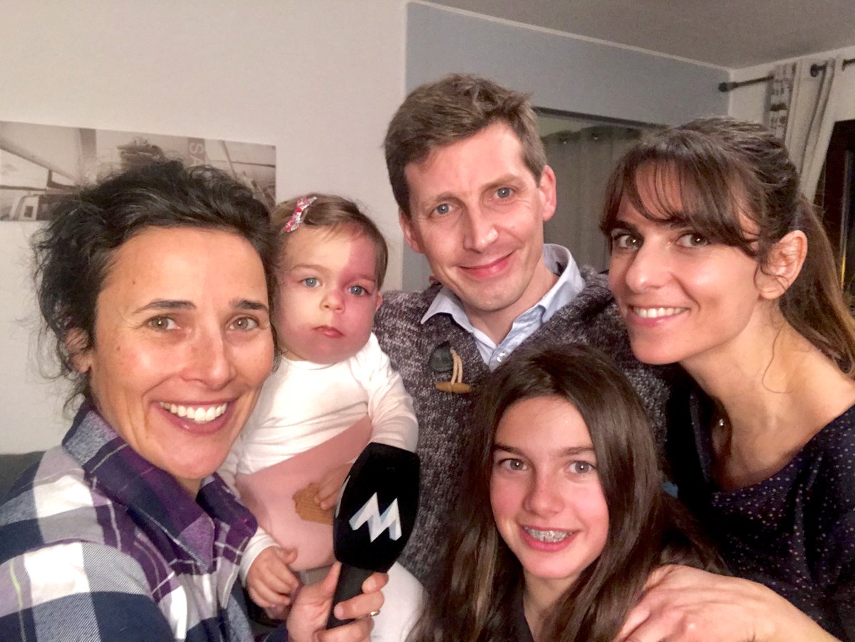 RadioMontBlanc's tweet photo. [#JessicaLive]
Jessica est partie à la rencontre d'Alexandra, la maman de la petite Julia, atteinte du syndrome de #SturgeWeber, qui a crée cette association pour sa fille 
 ➡ https://t.co/cnZmOQjFNm https://t.co/hnlvvzWimG