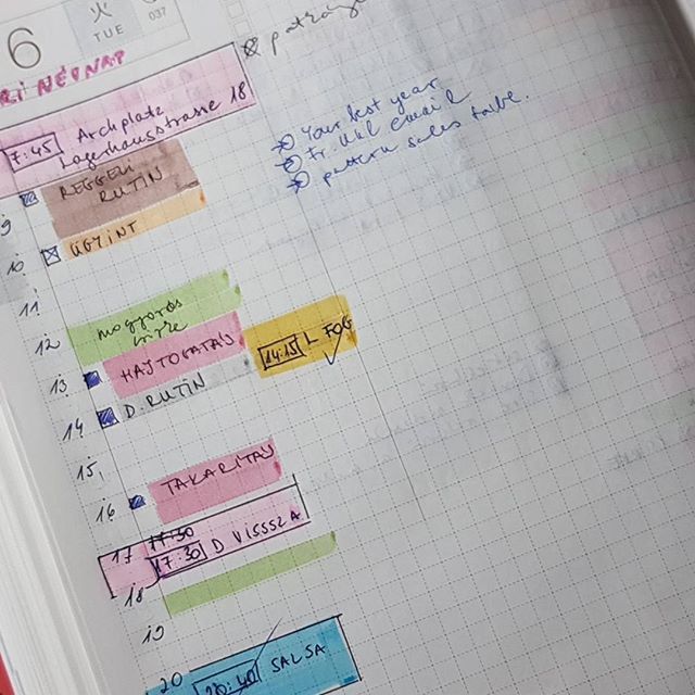 muzsi's tweet photo. #schoolholidays - I cannot concentrate on anything... https://t.co/OJGMjS78At https://t.co/qlatUH4ReC