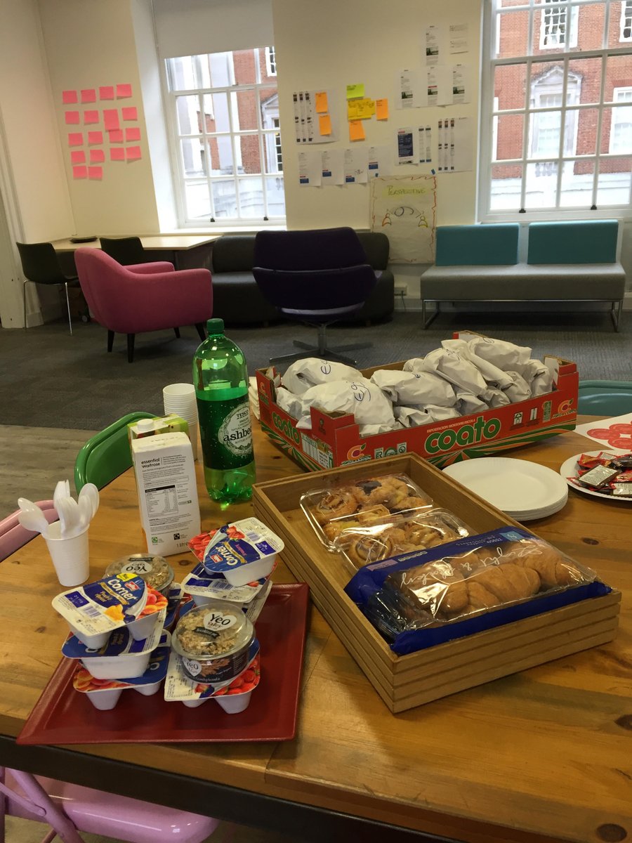 BMJDigitalGroup's tweet photo. @unique_rex kicking off #bmjhack2018 https://t.co/wFEc4gxBM1