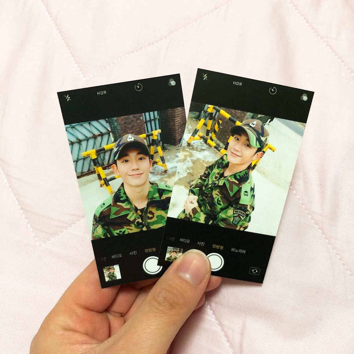 haein_actor's tweet photo. RT) 정해인 배우님 포토카드 알티 이벤트 진행합니다❤️ 알티해주신 1~2분을 뽑아 3장씩 총 9장을 보내드립니다 참여자 수에 따라 당첨자 수는 변할 수 있어요❣️ 혼자 덕질하는 계정이라 팔로우는 굳이 안 해주셔도 됩니다 흥부 개봉날 뽑을게요 세상 사람들 정해인 하세요💕 https://t.co/YtDKcIgMIR