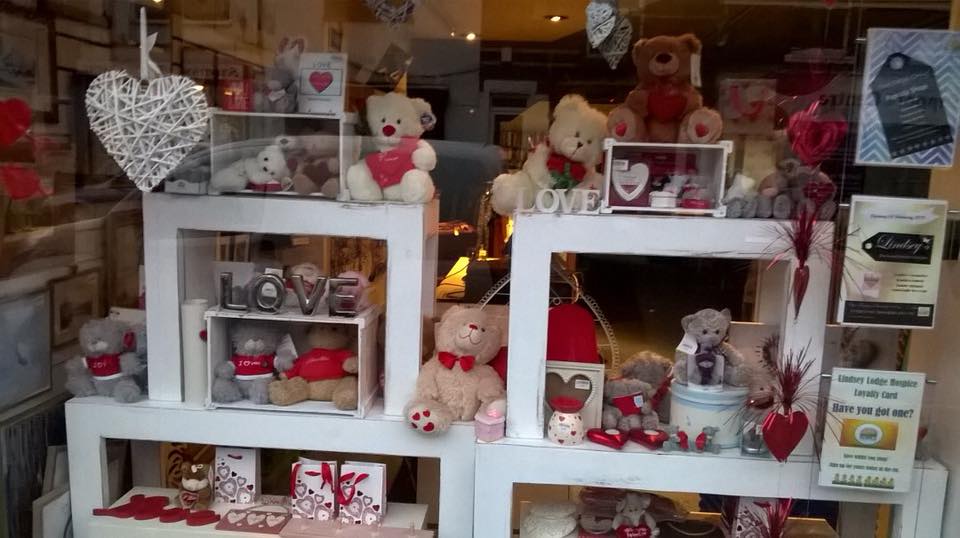 HospiceRetail's tweet photo. Looking for a Valentine Gift?
Take a look in our #Laneham Street shop to see what they have on offer  💕 https://t.co/pXCxD8lyi9