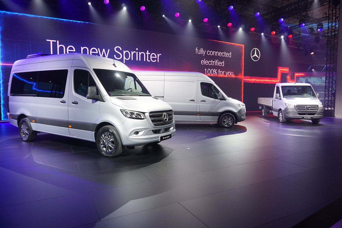 221motors's tweet photo. Nouveau Mercedes-Benz Sprinter
#thenewsprinter #newmodel @MercedesBenz #utilitycar #Transports #Users #Africa #westafrica #Senegal https://t.co/1I0onR7aVs