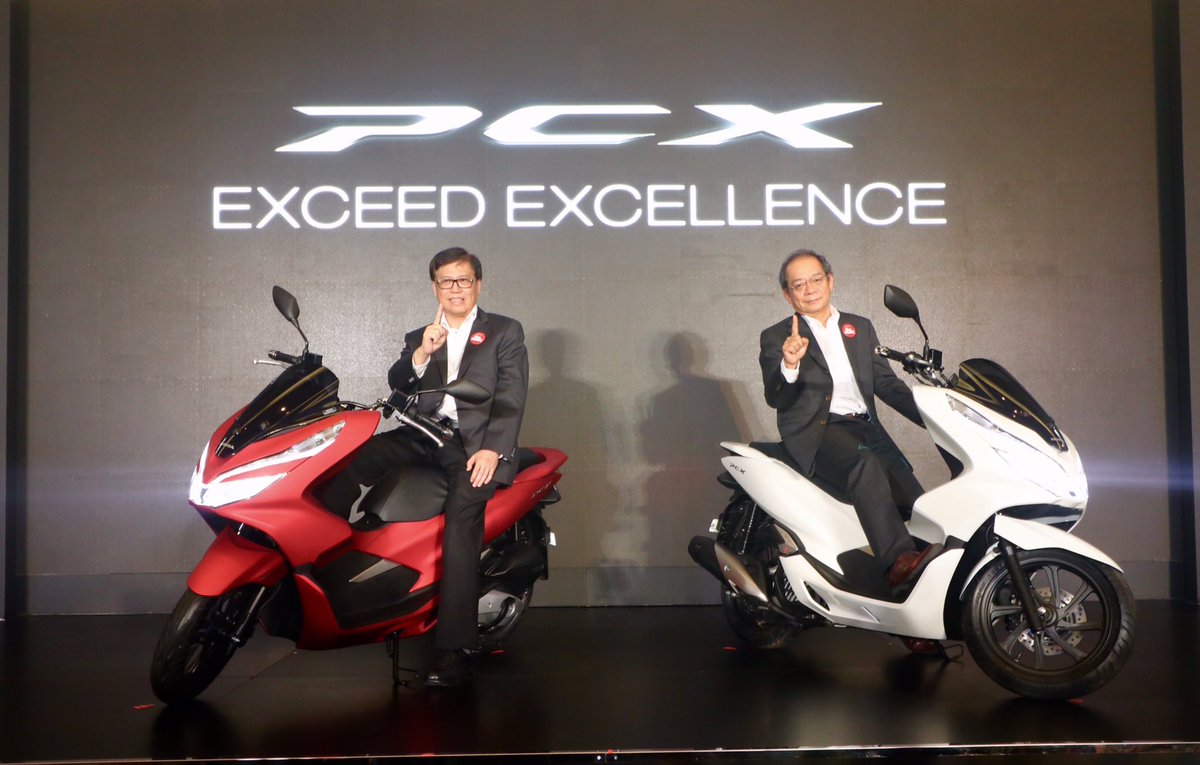 Tanpa basa-basi lagi Brosia. Please welcome Honda PCX. Gimana kece banget kan Brosis?  #HondaPCX #HondaPCXIndonesia
