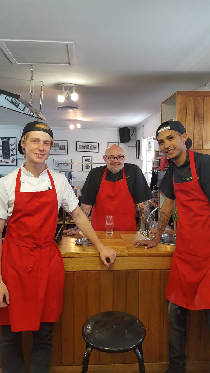 SenseofTasteSchool tweet media