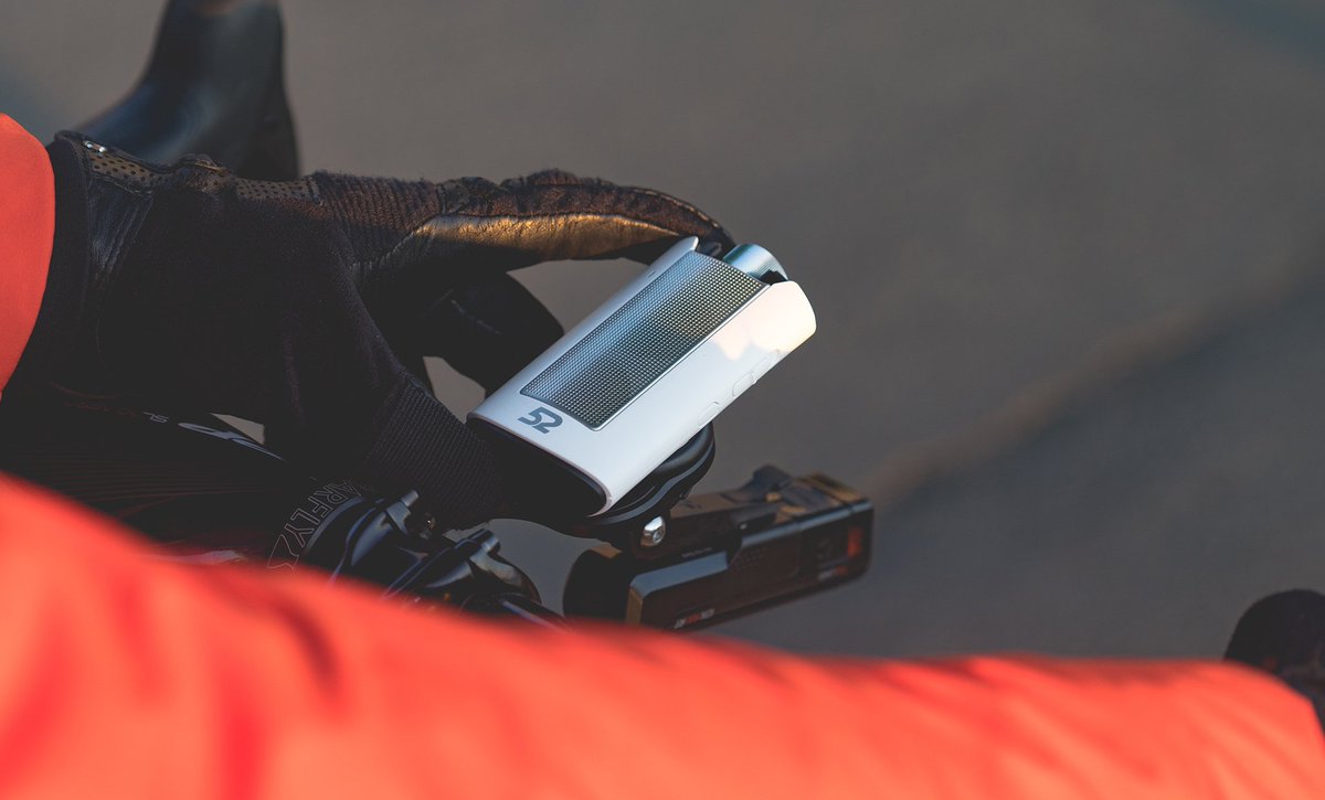 52 SPEAKER tweet media