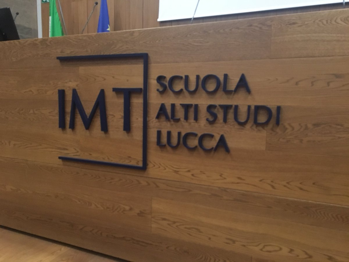 GuidoCaldarelli's tweet image. #PhDdatascience comes to @imtlucca with the welcome of @Pietro_Pietrini. Thanks Pietro great welcome !