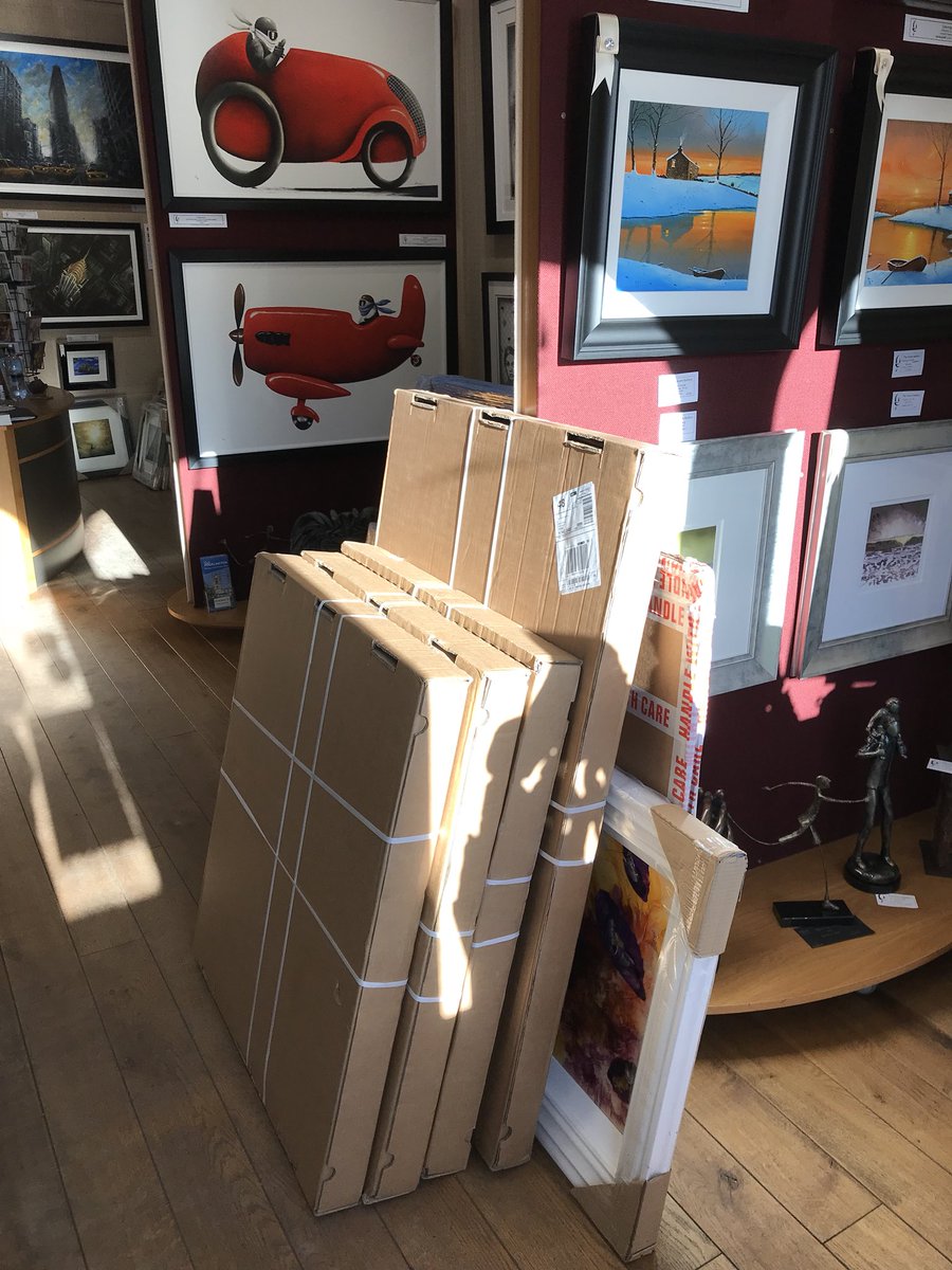 Just arrived in time for #ValentinesDay the #love themed work of Rob Palmer to view Rob’s work click the link :- theacorngallery.co.uk/collections/ro… <a href="/SmallBizUtd/">SmallBizUtd 🇬🇧</a> #Romance