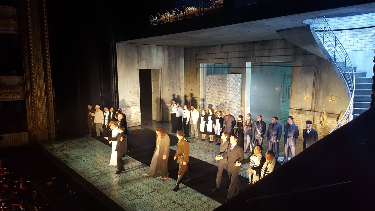 OperaBuddy's tweet image. Had the great pleasure of seeing the spectacular performance of "Salome" @RoyalOperaHouse 2 weeks ago with my #Operabuddy @LuHauckS and a big thanks to the staff at the RHO taking care of me following my embarrassing coughing fit.