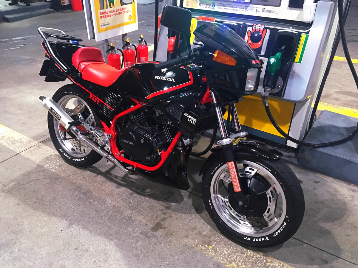 VT250F ヒューズボックスカバー/NC17 BEET キジマVTZ250F DVbUBF7UQAAAhTm?format=webp&