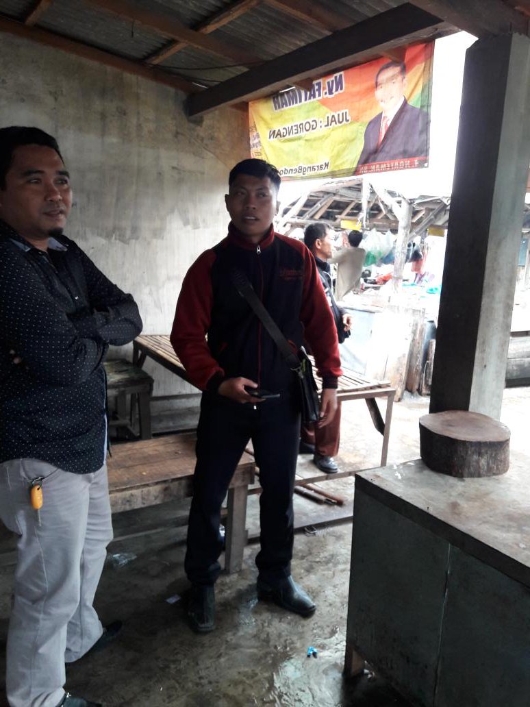 Budiman12311's tweet photo. #ManfaatDanaDesa
#tppijawatimur 
#lumajang
#lumajang
#lumajang 

Menggali Pasar Desa Sebagai Potensi Desa di Desa Karangbendo Kec. Tekung

@jokowi
@EkoSandjojo 
@anwsanusi 
@fachrilabalado 
@DewantoAndry https://t.co/kZEcyRGzf2