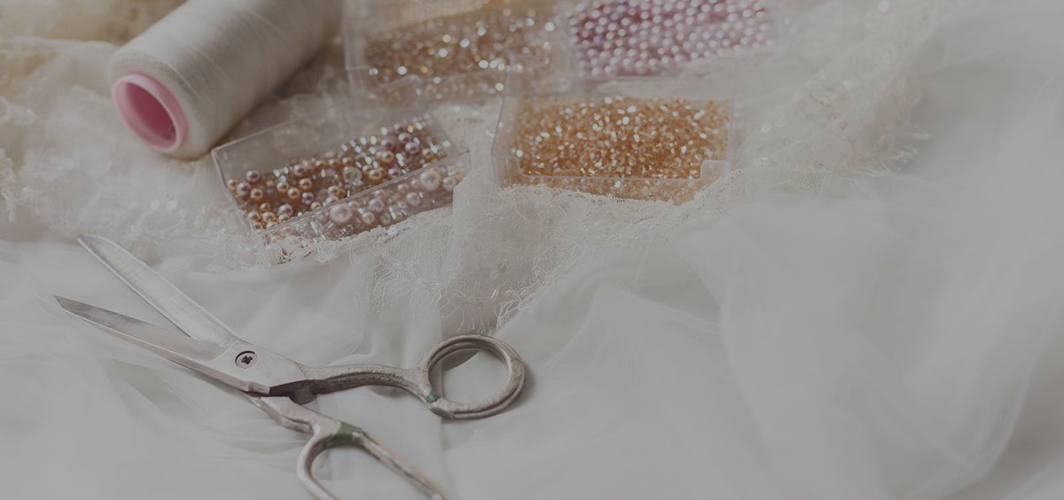 Wedding Dress &amp; Suit Alterations &amp; Dry Cleaning Service In Wiltshire
Visit at:
cleanmachinedrycleaners.co.uk/service/weddin…
#Wedding_Dress_Alterations #Westbury #Wiltshire